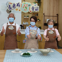 Photo: Noted broadcaster Candy Chea (centre) and two seniors in one of the "Healthy Recipes for Elderly" videos.