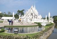 相片：泰國清萊 － 玻璃白廟