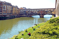 相片：老橋 (Ponte Vecchio)和阿諾河 (Arno River)