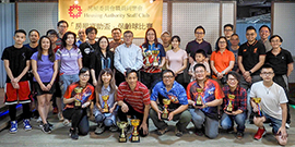 照片：同樂會副主席麥毓明（後排左五）與眾參賽球員合照。