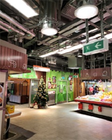 相片：導光管道為濕貨街市引入自然光，減低能源消耗。