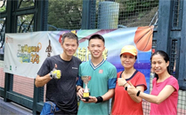 相片︰網球比賽房署代表︰（左起）陳國君、何謙信、曾思琪和李韻萍。