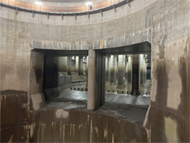 相片：东京地下神殿首都圏外围排水系统。