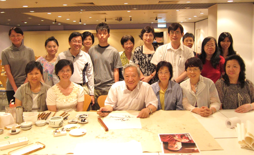 Photo: Group members and their instructor, Mr Lam Yung-shun (third from left, front row).