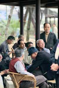Photo: Encouraging ties with elderly and neighbourhood