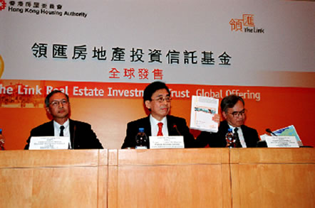 Photo: Scene taken at The Link REIT Global Offering