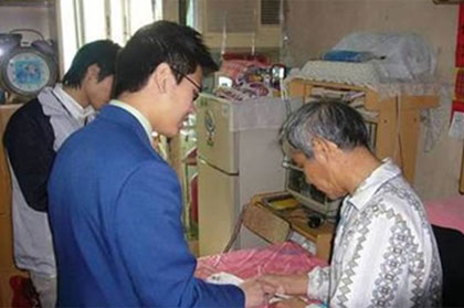 Photo: An In-Flat Inspection
