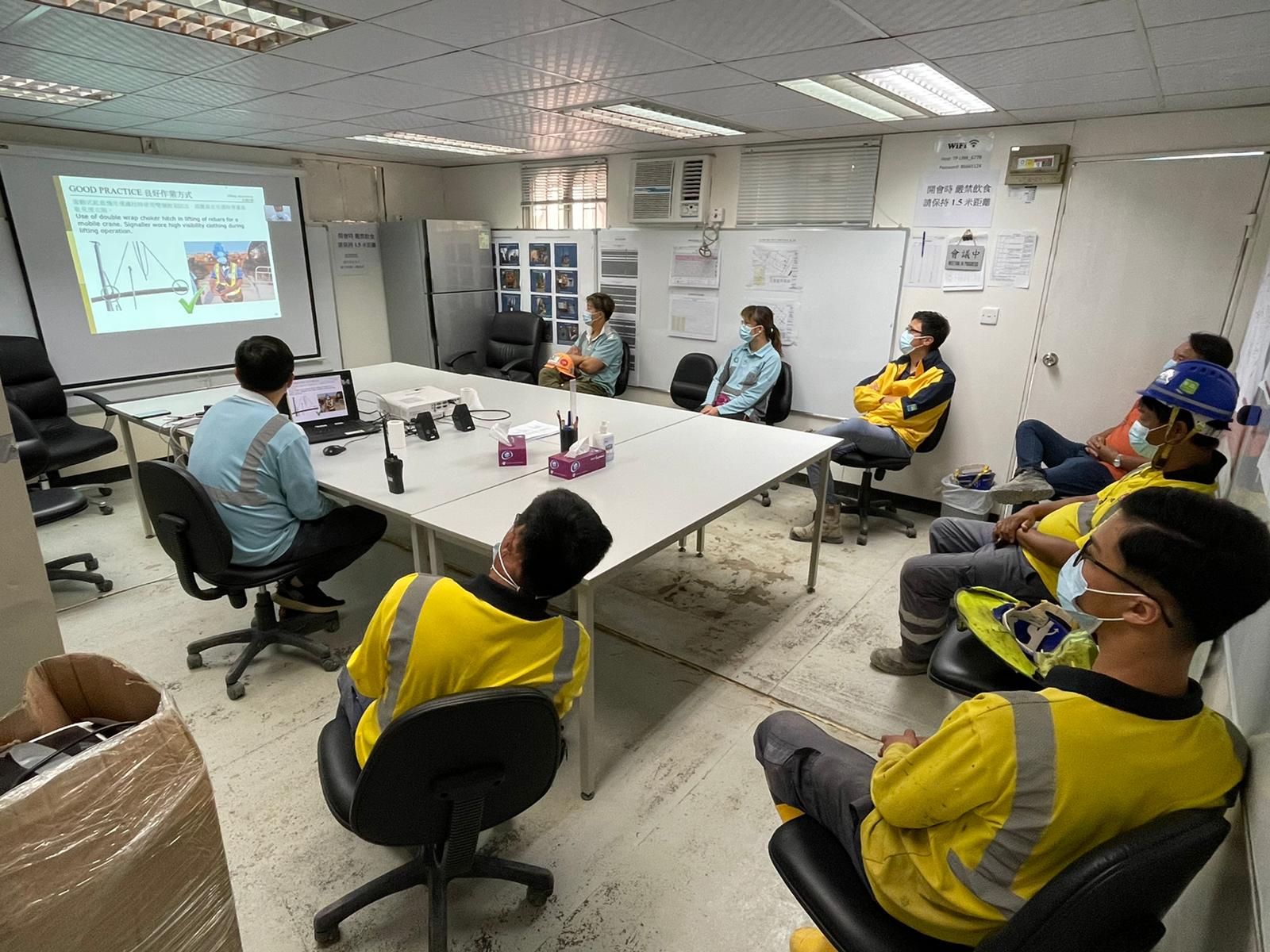 Lunchtime's Safety Talk at Yip Wong Road Ph1&2 on 21/4/2021