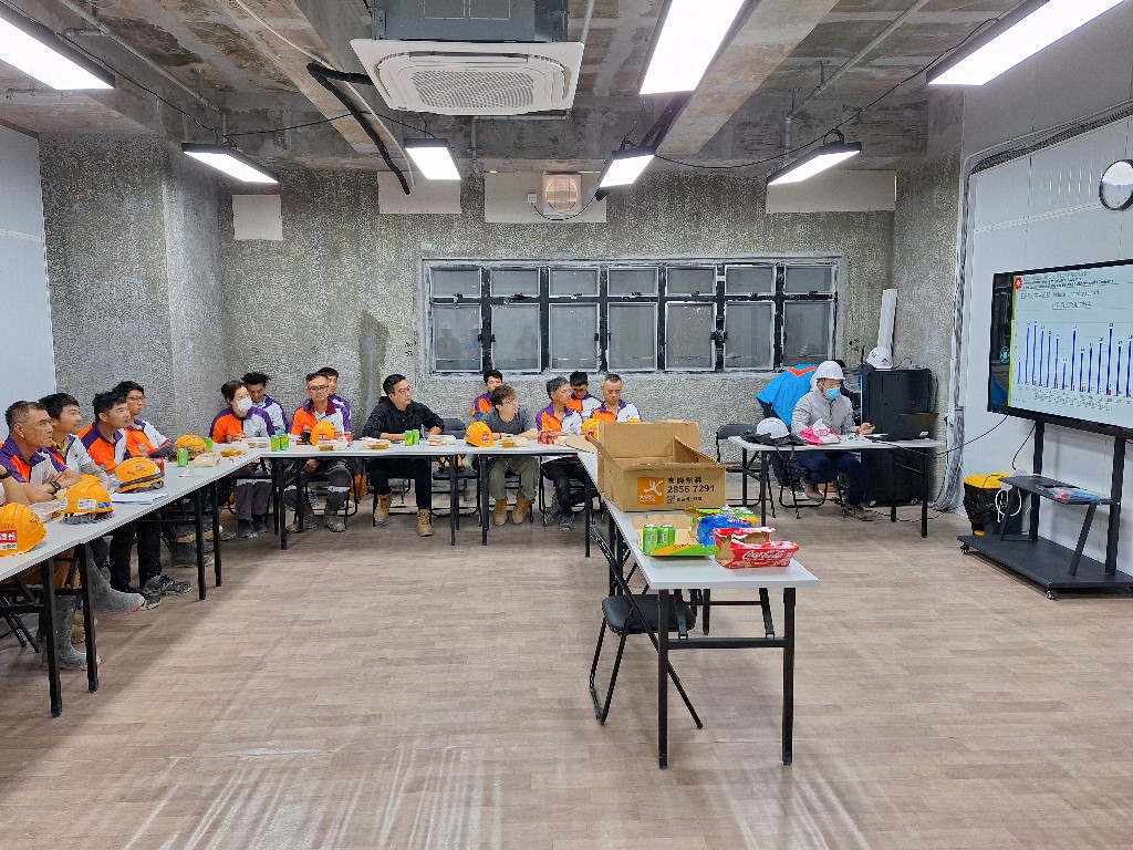 Lunchtime's Safety Talk at Wang Chiu Road Phase 2 on 07/3/2024