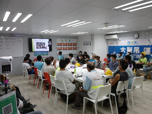 Lunchtime's Safety Talk at Queen's Hill Site 1 Phase 1 and Portion Phase 6 on 4/6/2021