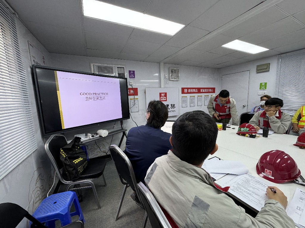 Lunchtime's Safety Talk at Chung Nga Road West, Tai Po Foundation on 07/3/2024