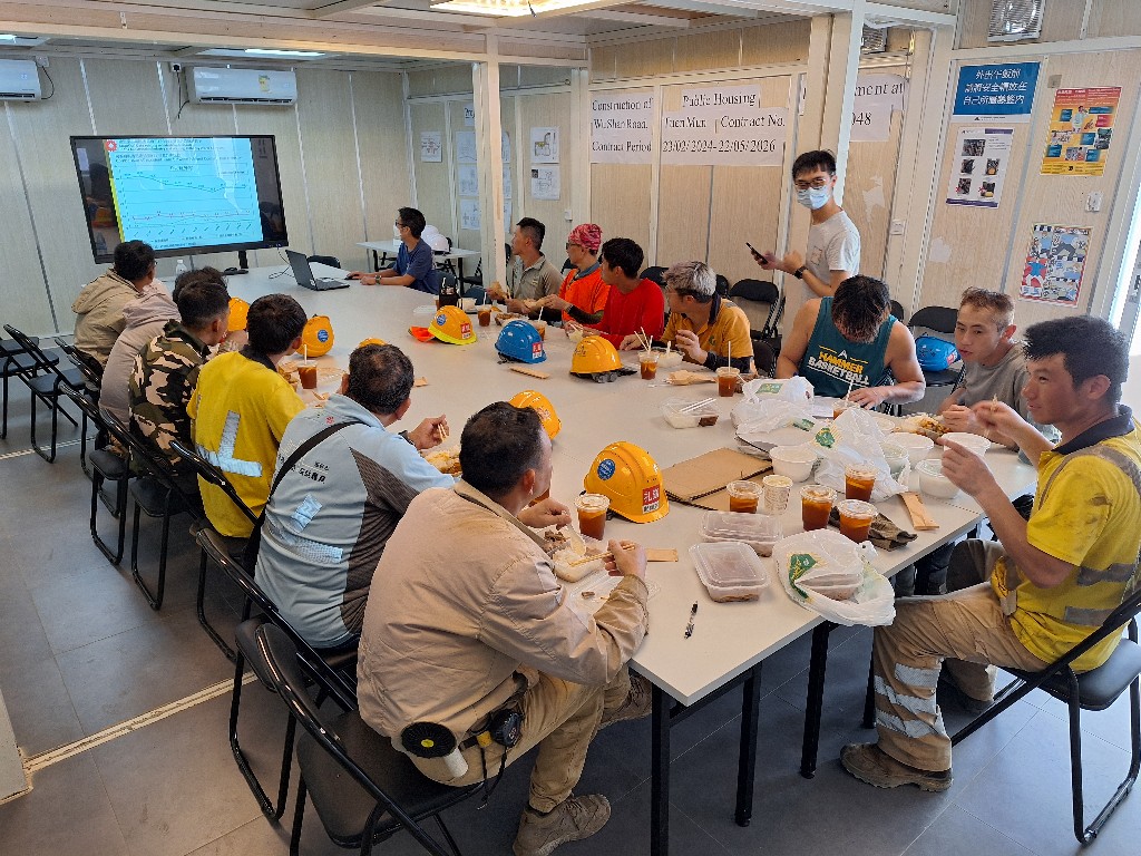 Lunchtime's Safety Talk at Wu Shan Road, Tuen Mun on 15/4/2024