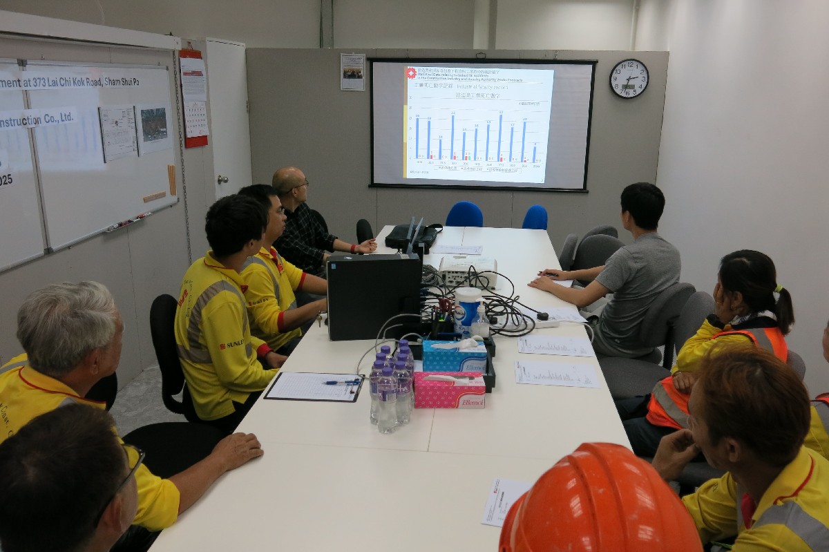 Lunchtime's Safety Talk at 373 Lai Chi Kok Road Foundation on 25/9/2024