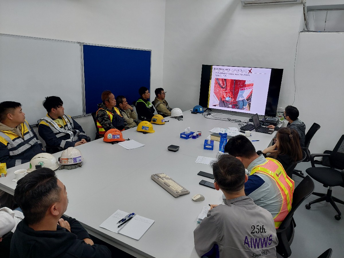 Lunchtime's Safety Talk at Sheung Shui Areas 4 and 30 Site 1 Phase 2 Foundation on 19/2/2025