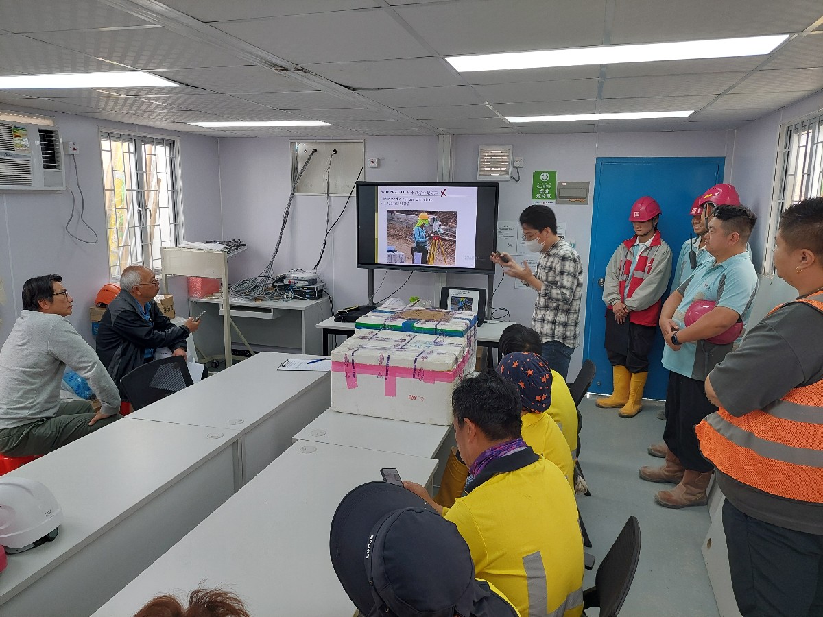 Lunchtime's Safety Talk at Kam Sheung Road Site 1 Phase 1 & 2, Yuen Long on 12/3/2025