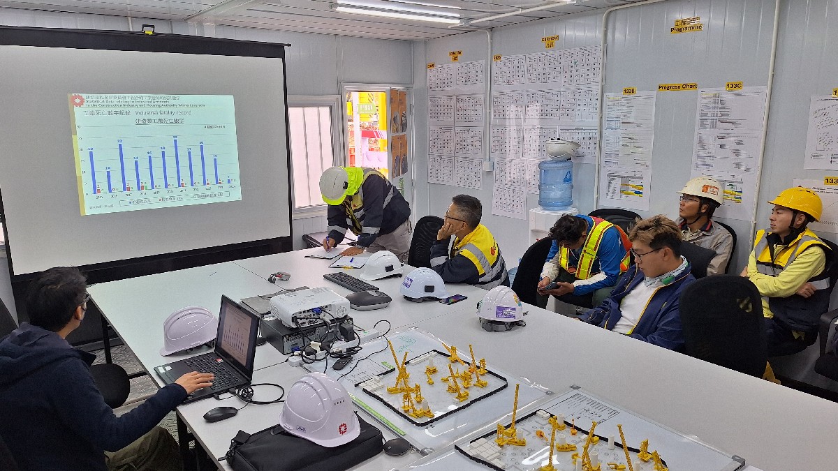 Lunchtime's Safety Talk at Tung Chung 133C Foundation on 18/3/2025