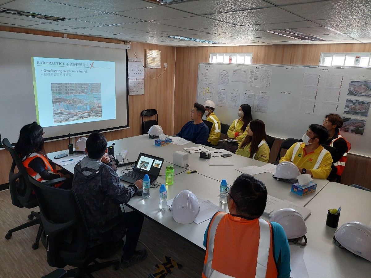 Lunchtime's Safety Talk at Tin Wah Road Phase 1 Foundation on 14/3/2025