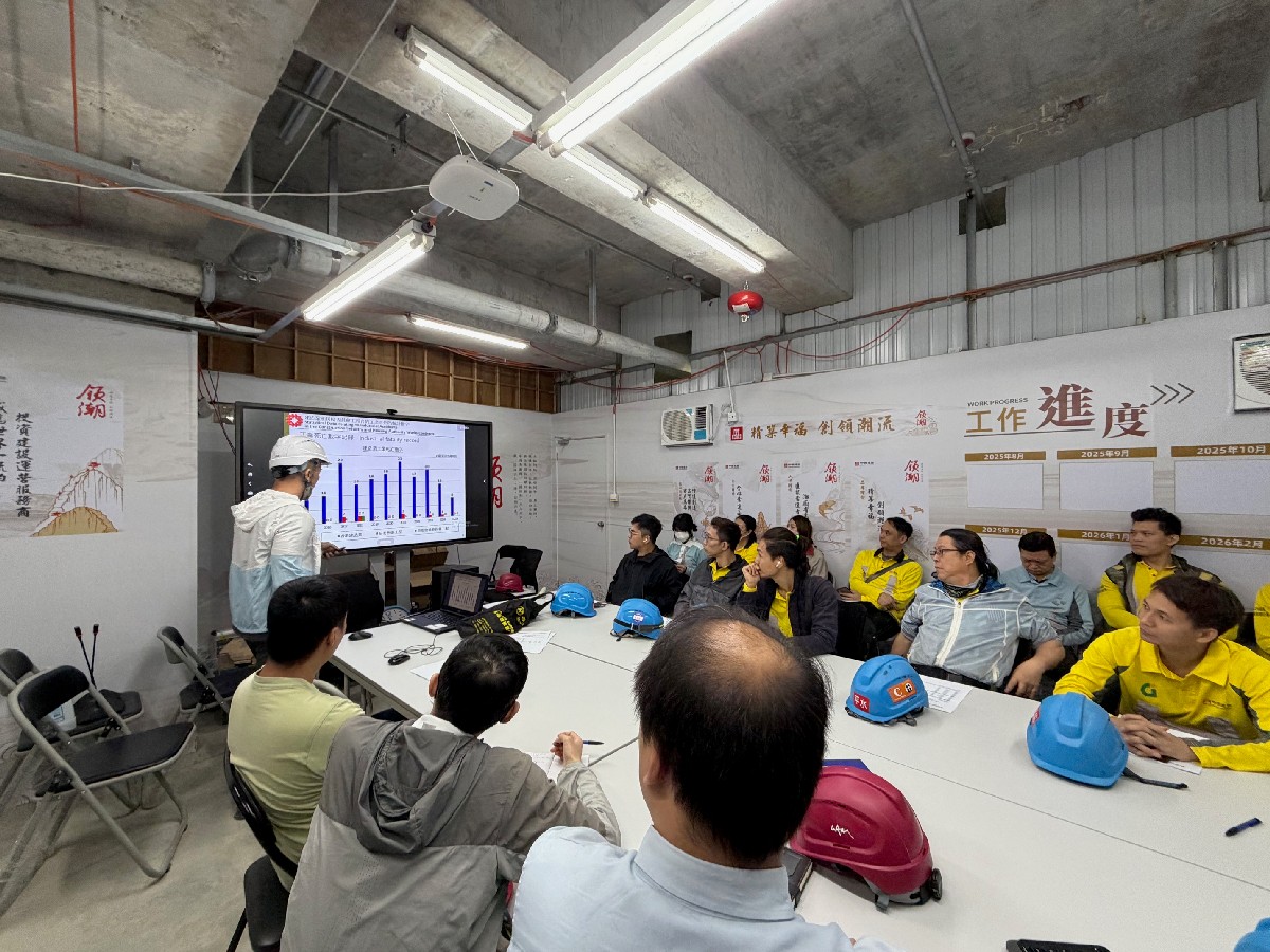 Lunchtime's Safety Talk at Completion Contract Tuen Mun Area 29 West on 13/11/2025